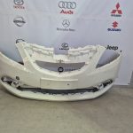 Bara fata Lancia Ypsilion 2015