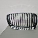 GRILA BARA FATA DREAPTA BMW SERIA 1 e87/e81